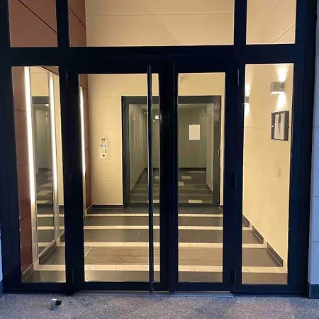 28 M2 & Jardin Privatif 20 M2 مونتينيو لي بروتون