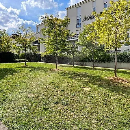 28 M2 & Jardin Privatif 20 M2 Apartmán